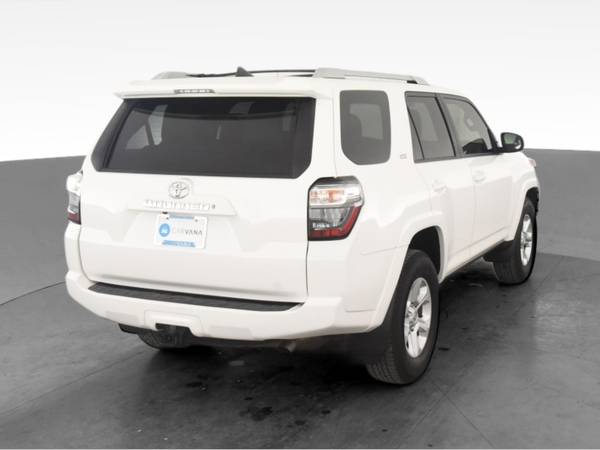 2018 Toyota 4Runner SR5 Sport Utility 4D suv White - FINANCE ONLINE... for sale in Washington, District Of Columbia – photo 10
