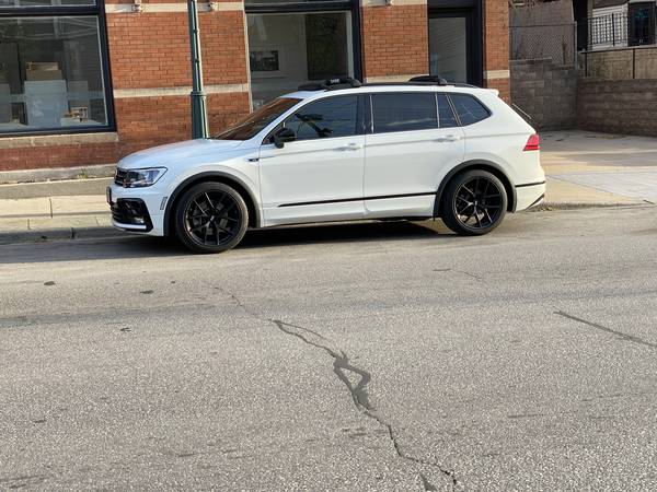 2020 Volkswagen Tiguan SE R-LIne 4Motion for sale in milwaukee, WI – photo 4