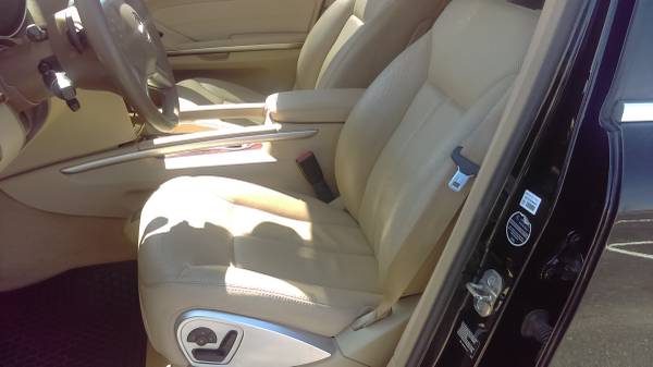 2009 Mercedes-Benz GL550 4-Matic AWD SUV - Black/Beige, EVERY OPTION... for sale in Deerfield, IL – photo 11