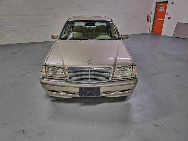 Collector Grade 1999 Mercedes-Benz C280 only 92k miles! Rust free -... for sale in Northbrook, IL – photo 9