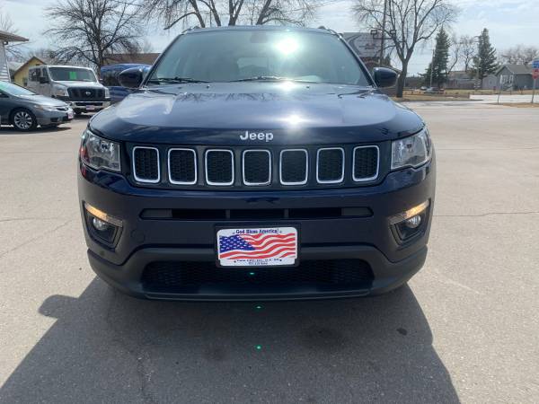 2017 Jeep Compass Latitude 4x4/ONLY 93k Miles! - cars & for sale in Grand Forks, ND – photo 3