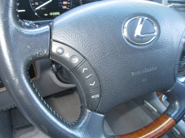 2006 Lexus LX470 LX 470 4WD - Navi, Third Row, Clean title-- for sale in Kirkland, WA – photo 11