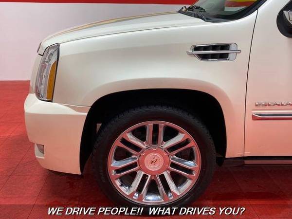 2011 Cadillac Escalade Platinum Edition AWD Platinum Edition 4dr SUV for sale in TEMPLE HILLS, MD – photo 14