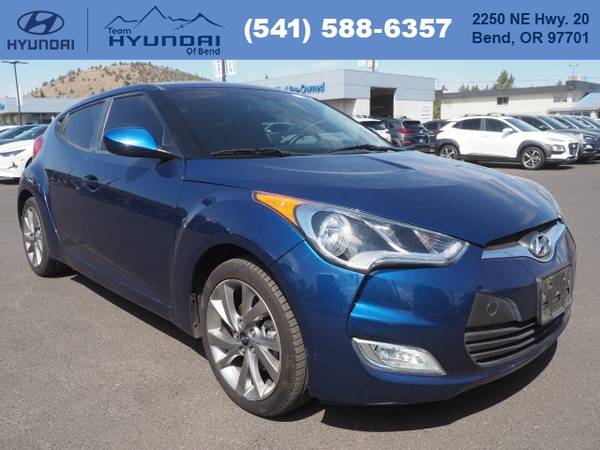 2017 Hyundai Veloster Base - - by dealer - vehicle for sale in Bend, OR – photo 2