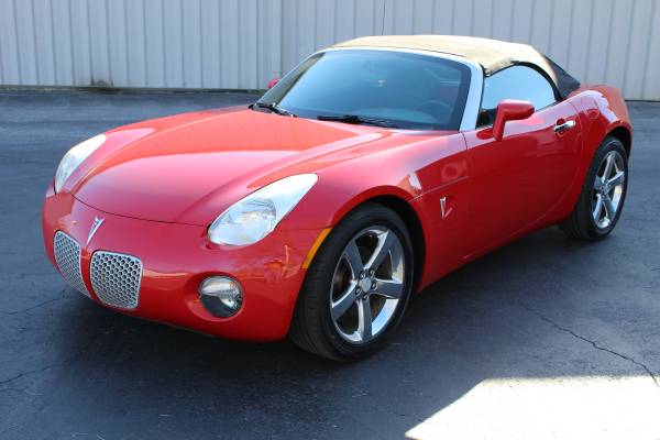 2006 Pontiac Solstice Convertible, Leather, only 94K miles! - cars &... for sale in Lansing, MO – photo 6