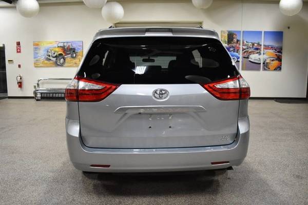 2015 Toyota Sienna LE AWD for sale in Canton, MA – photo 7
