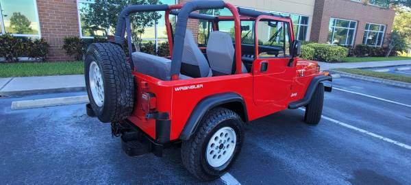 94 JEEP WRANGLER 4x4, MANUAL TRANSMISSION for sale in Clearwater, FL – photo 9