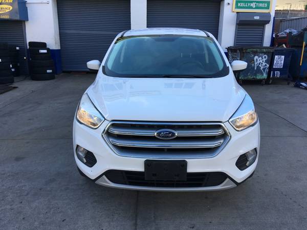 2017 Ford Escape SE AWD! Clean! We finance! for sale in STATEN ISLAND, NY – photo 2