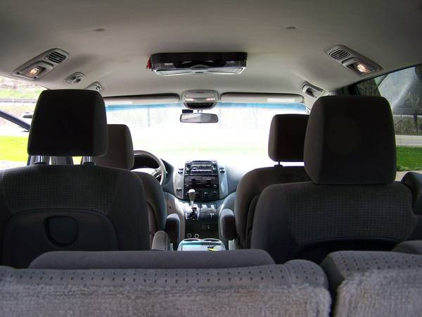 2010 TOYOTA SIENNA VAN - - by dealer - vehicle for sale in Trafford, PA – photo 13