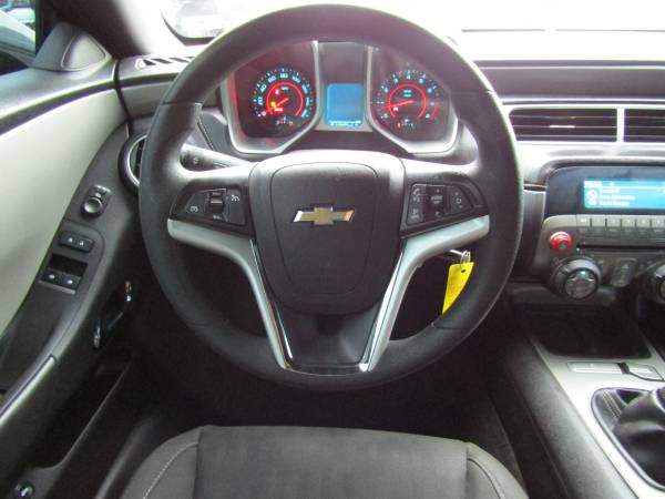 2012 Chevy Camaro, V6, 6 Speed, Super nice for sale in Springfield, MO – photo 15
