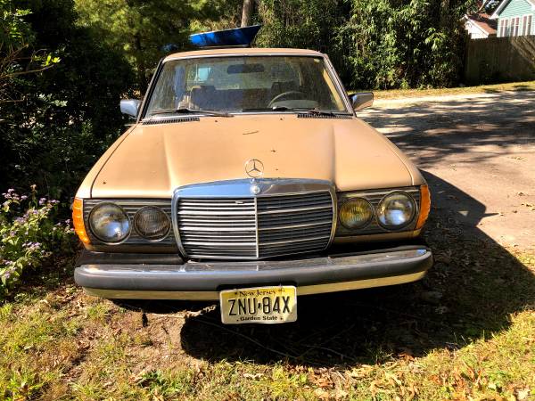 1983 Mercedes 300D - cars & trucks - by owner - vehicle automotive... for sale in Point Pleasant Beach, NJ – photo 3