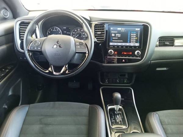 2020 Mitsubishi Outlander LE S-AWC w/3rd Row Sunroof - cars & for sale in Wilmington, NC – photo 21