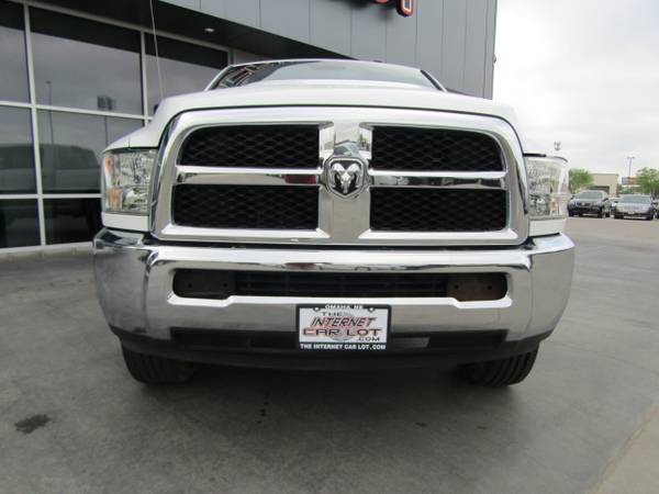 2015 Ram 2500 4WD Crew Cab 149 SLT Bright Whit for sale in Omaha, NE – photo 2