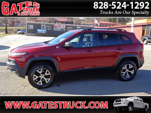 2017 Jeep Cherokee Trailhawk 4WD V6 (82K Miles) - - by for sale in Franklin, NC – photo 2