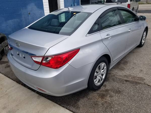 2012 Hyundai sonata - - by dealer - vehicle automotive for sale in Parkersburg , WV – photo 5