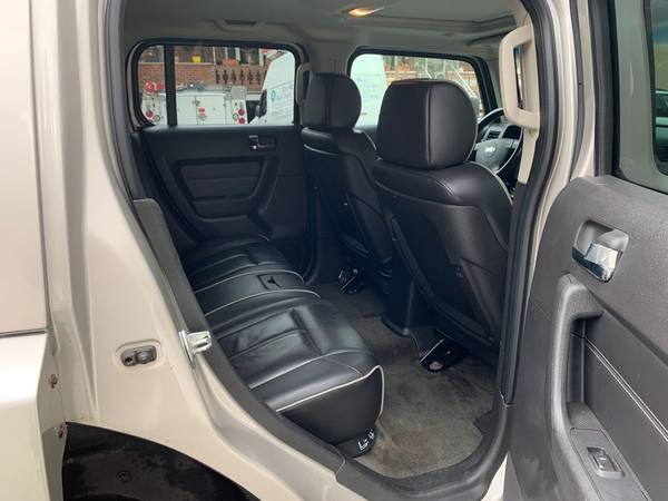 2006 Hummer H3 4x4 Low miles for sale in Brooklyn, NY – photo 9