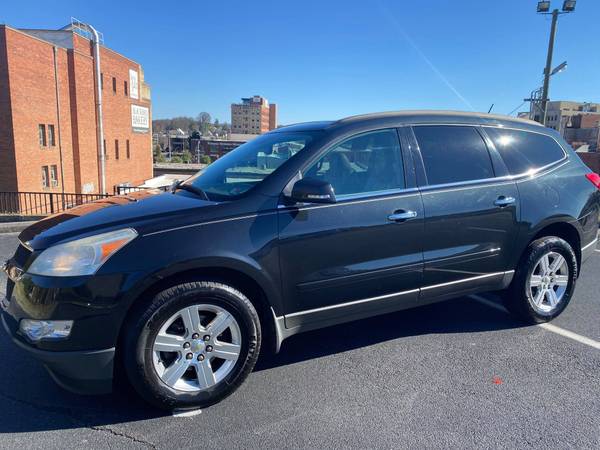 2012 CHEVROLET TRAVERSE LT AWD - cars & trucks - by dealer - vehicle... for sale in Bristol, TN – photo 2