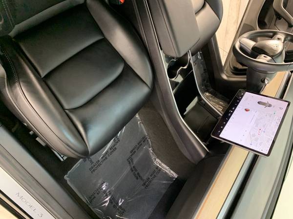 2018 Tesla Model 3 * 12,000 ORIGINAL LOW MILES * FACTORY WARRANTY -... for sale in Rancho Cordova, NV – photo 8