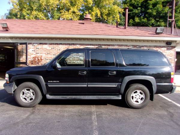 2005 Chevy Suburban LS Seats-9, 301k Miles, Black/Tan, Very Clean!!... for sale in Franklin, ME – photo 6