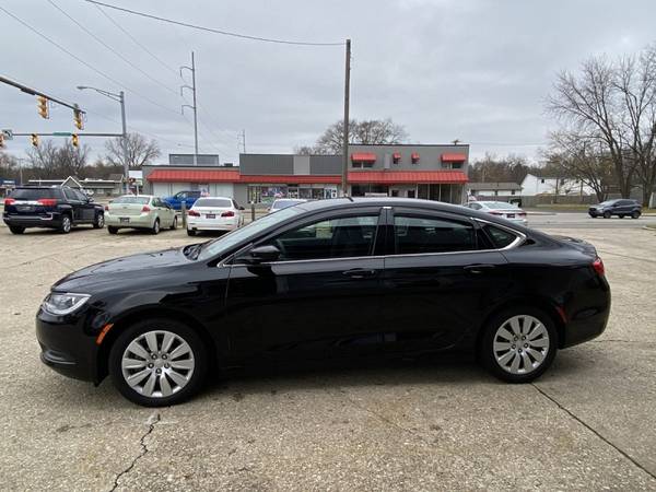2016 Chrysler 200 LX. ONE OWNER! ONLINE CREDIT APPLICATION. GET... for sale in Mishawaka, MI – photo 4