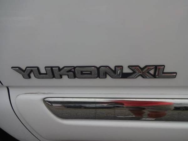 2005 GMC Yukon XL 2500 for sale in Winston Salem, NC – photo 18