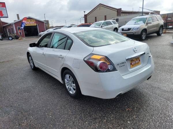 2012 Nissan Altima 2.5 - cars & trucks - by dealer - vehicle... for sale in Moorhead, ND – photo 11