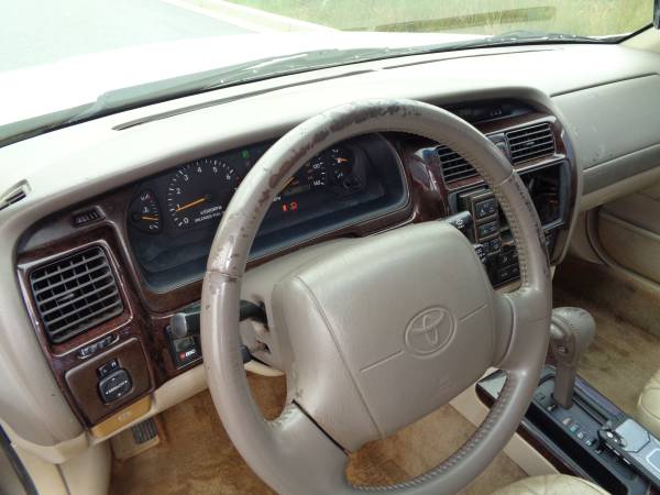 1999 Toyota Avalon XLS - cars & trucks - by dealer - vehicle... for sale in Greenville, SC – photo 10