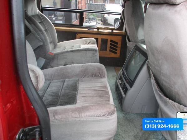 2000 Ford E-150 - BEST CASH PRICES AROUND! - - by for sale in Detroit, MI – photo 12