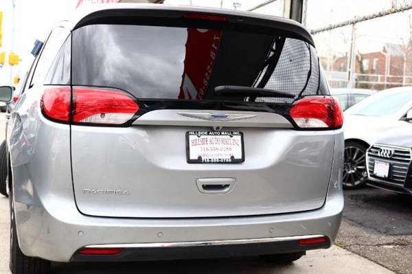 2018 Chrysler Pacifica Touring L FWD Minivan - - by for sale in Jamaica, NY – photo 9
