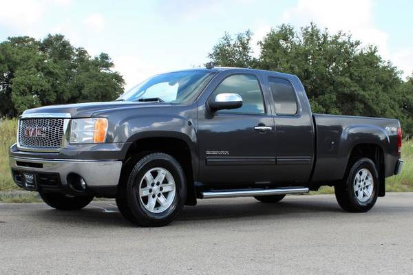 FRESH TRADE-IN! 2010 GMC SIERRA 1500 SLE 4X4 !!WOW ONLY 66K MILES!! for sale in Temple, AR – photo 3