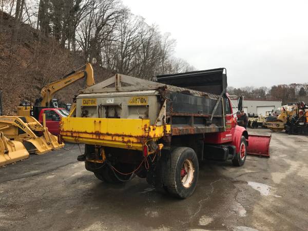 Plow Truck for sale in Pittsburgh, PA – photo 3