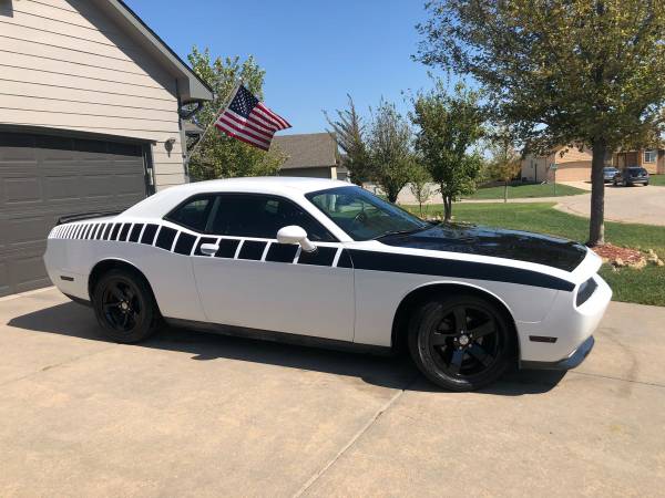 2012 Dodge Challenger High Outfit only 102k Miles Perfect Condition for sale in Wichita, KS – photo 2