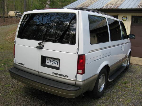2002 Chevrolet Astro AWD Van, Very Low Miles & Clean! - cars & for sale in Pratts, VA – photo 8