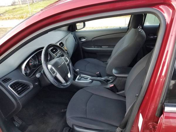 2013 Chrysler 200 Maroon with black interior 82K miles only for sale in Louisville, KY – photo 10