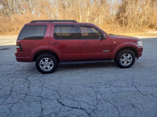 2007 Ford Explorer XLT w/low miles for sale in New London, CT – photo 6