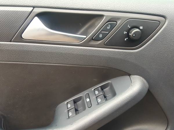 2012 Volkswagen Jetta - Hard to find 5spd/Inspection Complete! for sale in Burnsville, MN – photo 15