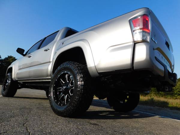 LIFTED 16 TOYOTA TACOMA LIMITED DOUBLE CAB 4X4 *SUNROOF* LOW MILES!!... for sale in KERNERSVILLE, NC – photo 7