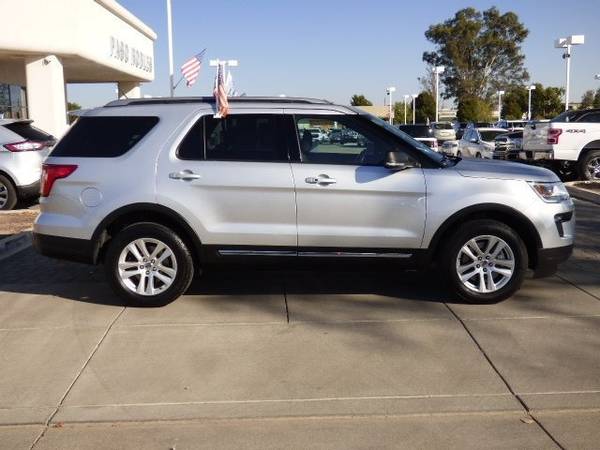 2019 *Ford* *Explorer* *XLT 4WD* - cars & trucks - by dealer -... for sale in Paso robles , CA – photo 5