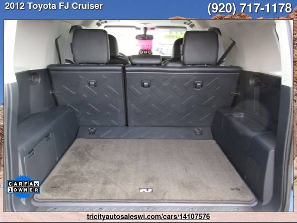 2012 TOYOTA FJ CRUISER BASE 4X4 4DR SUV 6M Family owned since 1971 for sale in MENASHA, WI – photo 23