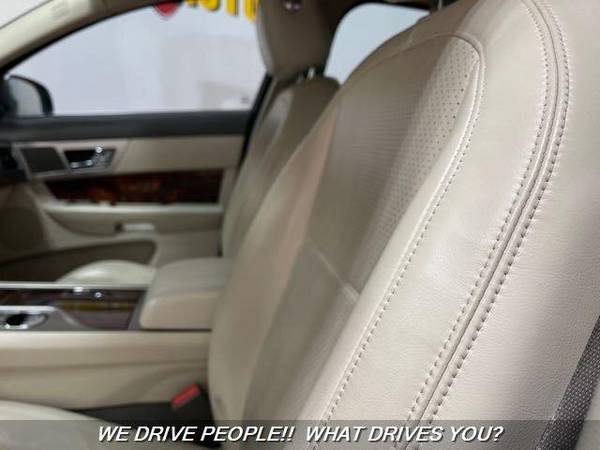 2010 Jaguar XF Premium Premium 4dr Sedan We Can Get You Approved For for sale in TEMPLE HILLS, MD – photo 24