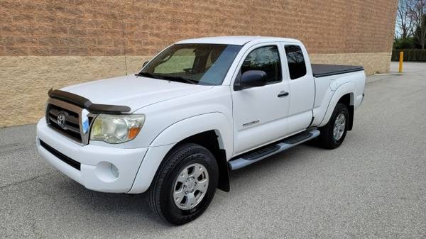 2009 Toyota Tacoma PreRunner - - by dealer - vehicle for sale in Georgetown, KY – photo 15