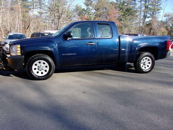 2011 Chevrolet Chevy Silverado 1500 Work Truck 4x4 4dr Extended Cab... for sale in Londonderry, NH – photo 2