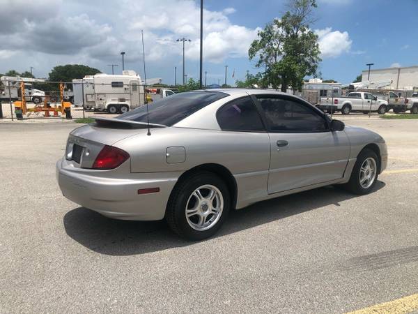 2005 PONTIAC SUNFIRE - cars & trucks - by owner - vehicle automotive... for sale in Margate, FL – photo 2
