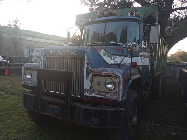 1979 Mack DM600 Dump Truck - cars & trucks - by owner - vehicle... for sale in Orlando, FL – photo 4