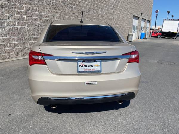 2013 Chrysler 200 LX sedan Cashmere Pearl - - by for sale in Jerome, ID – photo 4