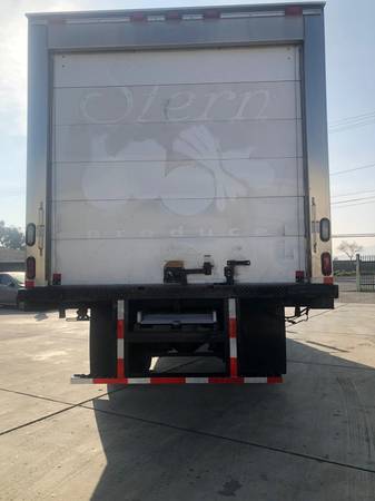 M2 Freightliner Reefer Box 2015 AUTOMATIC for sale in Fontana, CA – photo 3