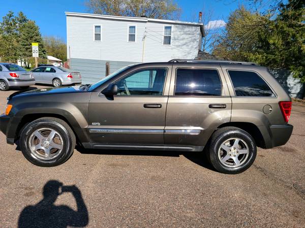 2006 Jeep Grand Cherokee - - by dealer - vehicle for sale in Elk Mound, WI – photo 4