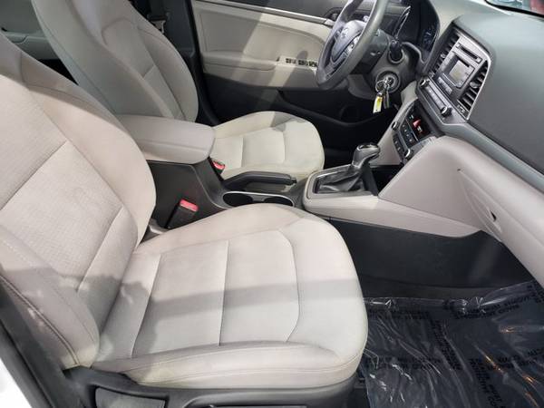 2017 Hyundai Elantra SE SKU: HH208431 Sedan - - by for sale in Arlington, TX – photo 21