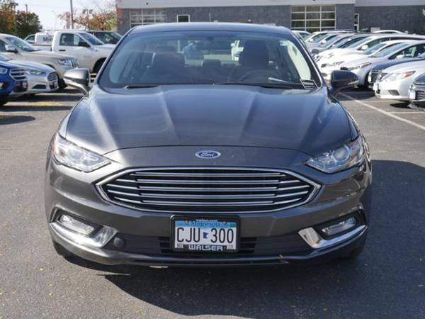 2017 Ford Fusion SE for sale in Walser Experienced Autos Burnsville, MN – photo 5