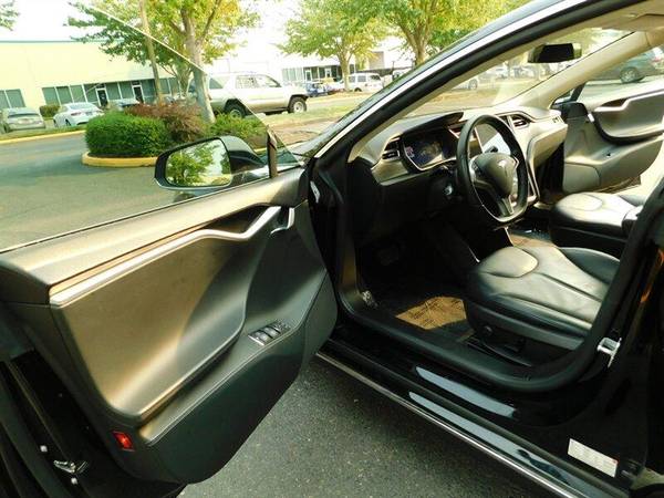 2014 Tesla Model S 60 Pano Roof / Rear Facing Jump Seat / 42,000... for sale in Portland, OR – photo 9